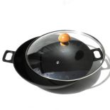 WOK PATELNIA ŻELIWNA SZKLANA POKRYWA 30cm