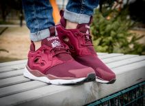 REEBOK CLASSIC FURYLITE (V68761) - Bordowy