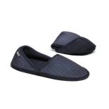 BUILT Travel Slippers Medium - Składane kapcie podróżne z etui rozmiar 37.5-39 (Gridlock)