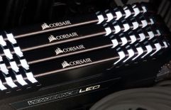 Corsair Vengeance LED 2x8GB DDR4 2666MHz C16 - White LED